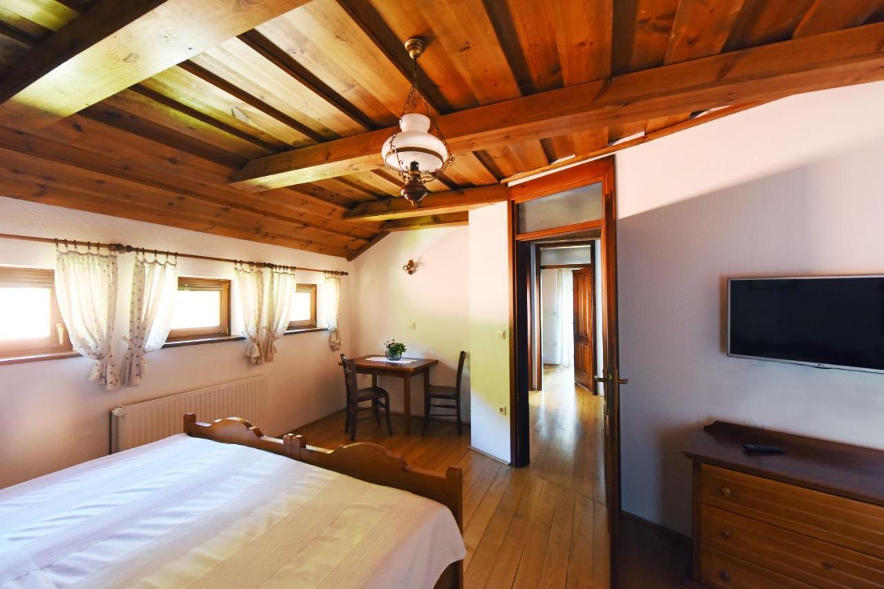 Domacija Seruga Countryside Hotel Novo Mesto Exteriör bild
