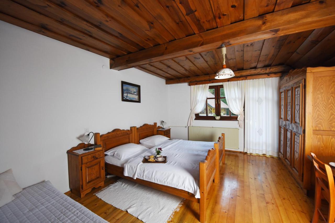 Domacija Seruga Countryside Hotel Novo Mesto Exteriör bild